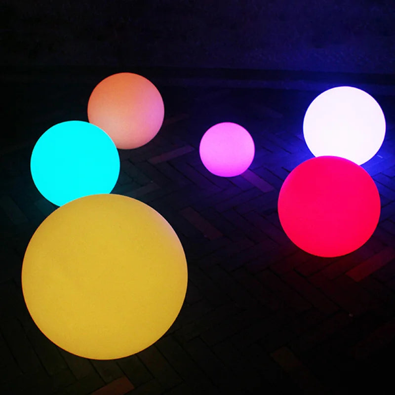 Lampe LED étanche boule de jardin lumière paysage éclairage déco jardin exterieur fête extérieure mariage bar piscina lampes de pelouse flottantes - vue 3 sur 6