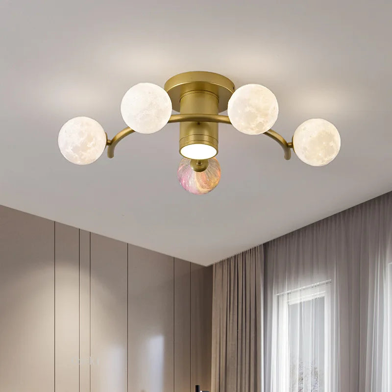 plafonnier design en métal noir doré boule blanche pour intérieur moderne - vue 3 sur 18