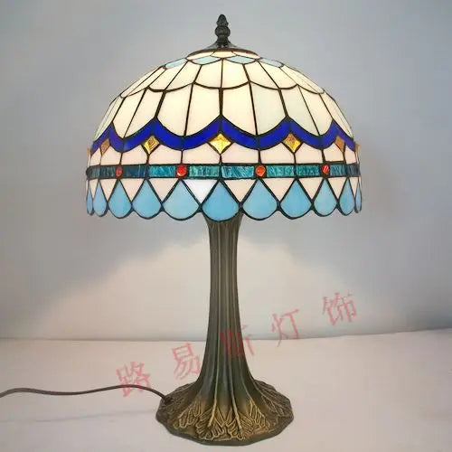 lampe de chevet style tiffany en lucite pour intérieur moderne - vue 4 sur 6