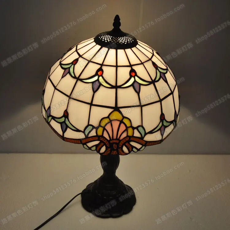 lampe de chevet tiffany style baroque en verre soudé avec base en métal - vue 4 sur 6