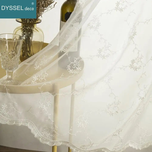 Rideau transparent brodé floral festonné pour salon