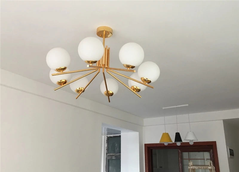 lustre moderne à led avec abat-jour en métal doré - vue 4 sur 6