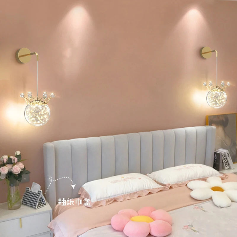 applique murale en forme de couronne de cristal avec gypsophile