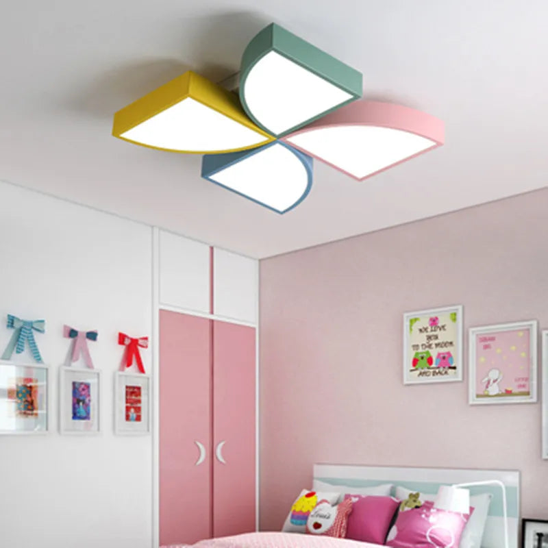 plafonnier moderne design pour chambre d'enfants lumineux et coloré - vue 6 sur 8