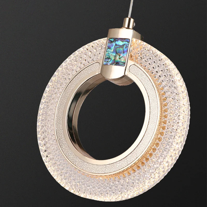 Suspension LED au design nordique moderne et luxueux - vue 6 sur 13