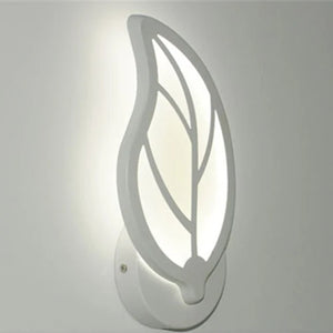creative acrylic led wall light with leaves