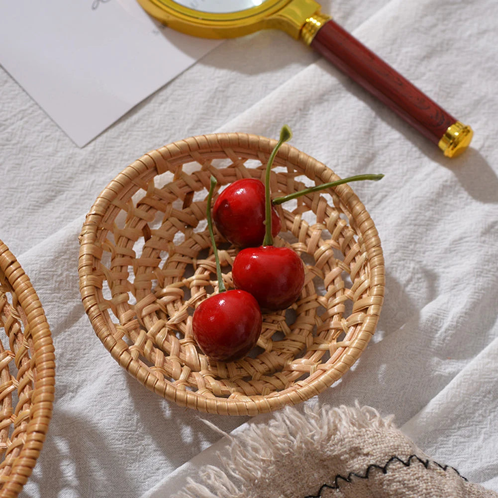 panier rond en rotin tressé pour rangement et pique-nique - vue 5 sur 8