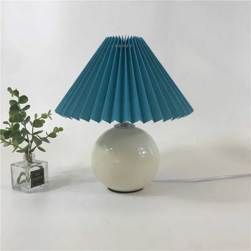 Lampe plissée bois rotin moderne LED bureau et table - vue 9 sur 21