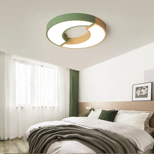 Nordic minimalist round wooden LED ceiling light - vue 3 sur 9