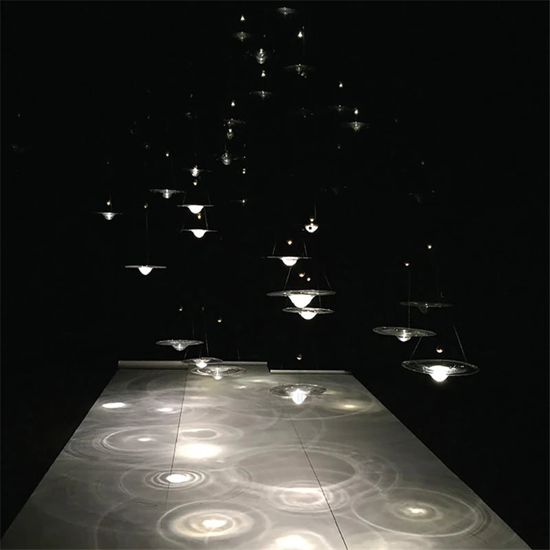 suspension LED en verre transparent design nordique moderne - vue 5 sur 9