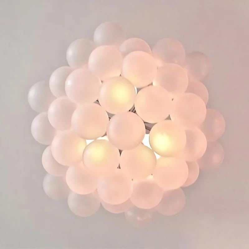 lustre à bulles de verre design nordique pour un intérieur moderne - vue 7 sur 10