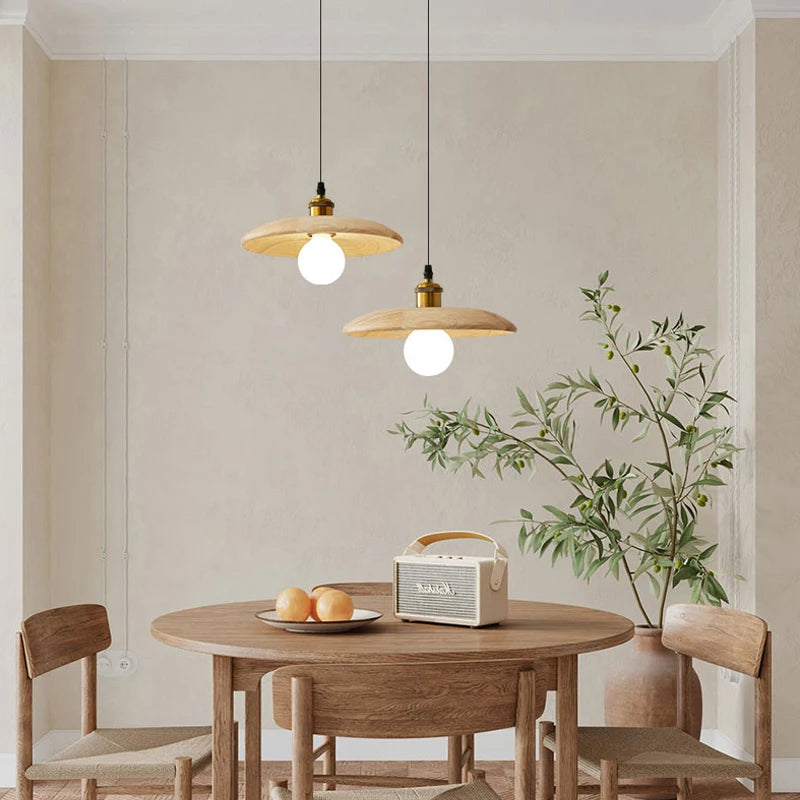 suspension LED en bois massif design nordique pour restaurant ou bar - vue 4 sur 10