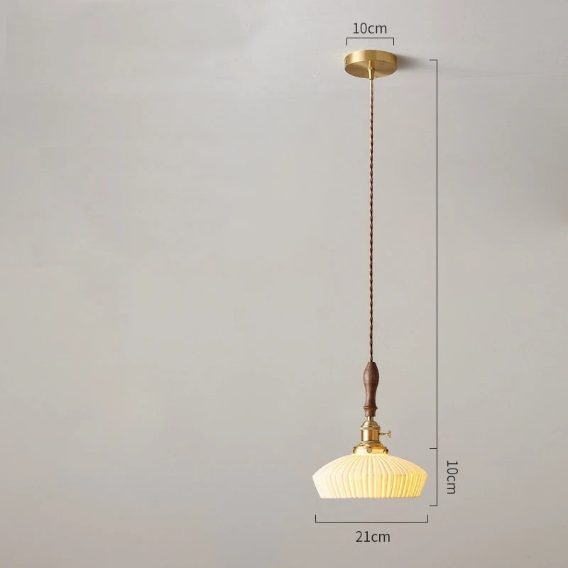 Suspension en bois et céramique nordique