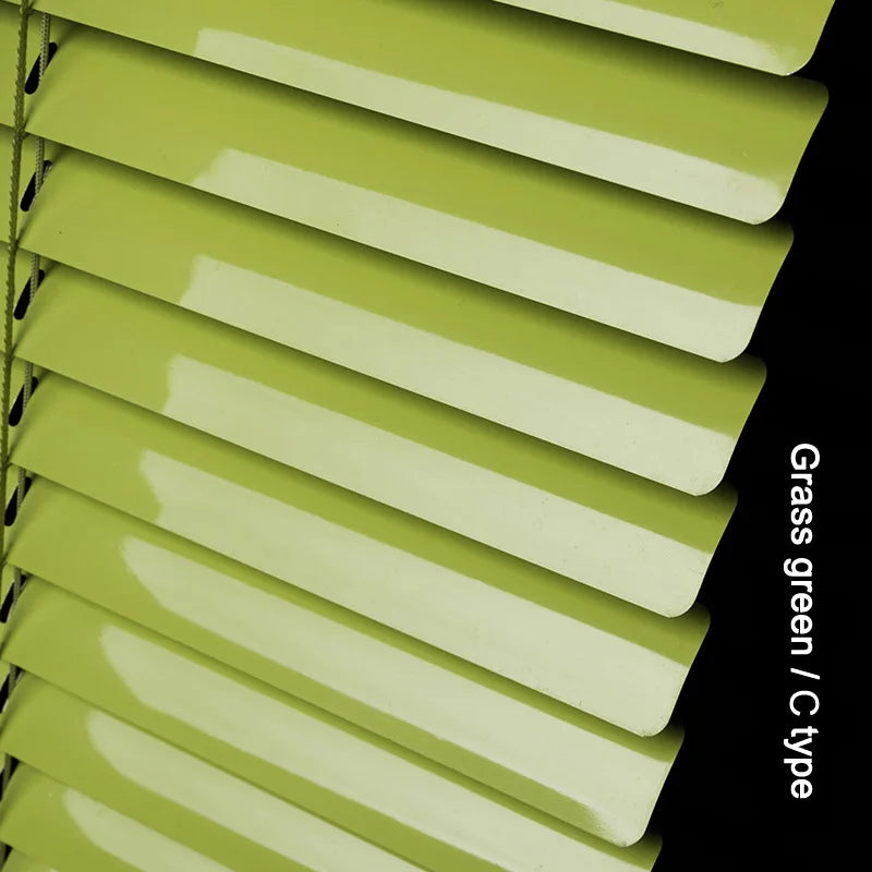 Store vénitien aluminium lames 25mm humidité salle bain