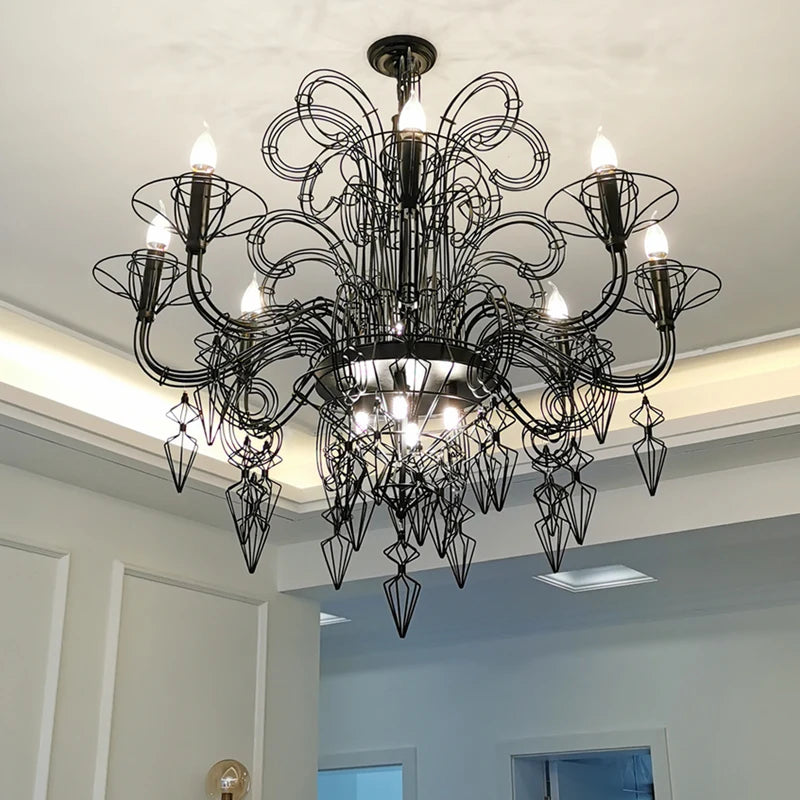 lustre design baroque noir et blanc pour éclairage intérieur - vue 3 sur 6