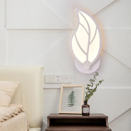Applique murale LED nordique moderne en forme de feuille - vue 3 sur 8