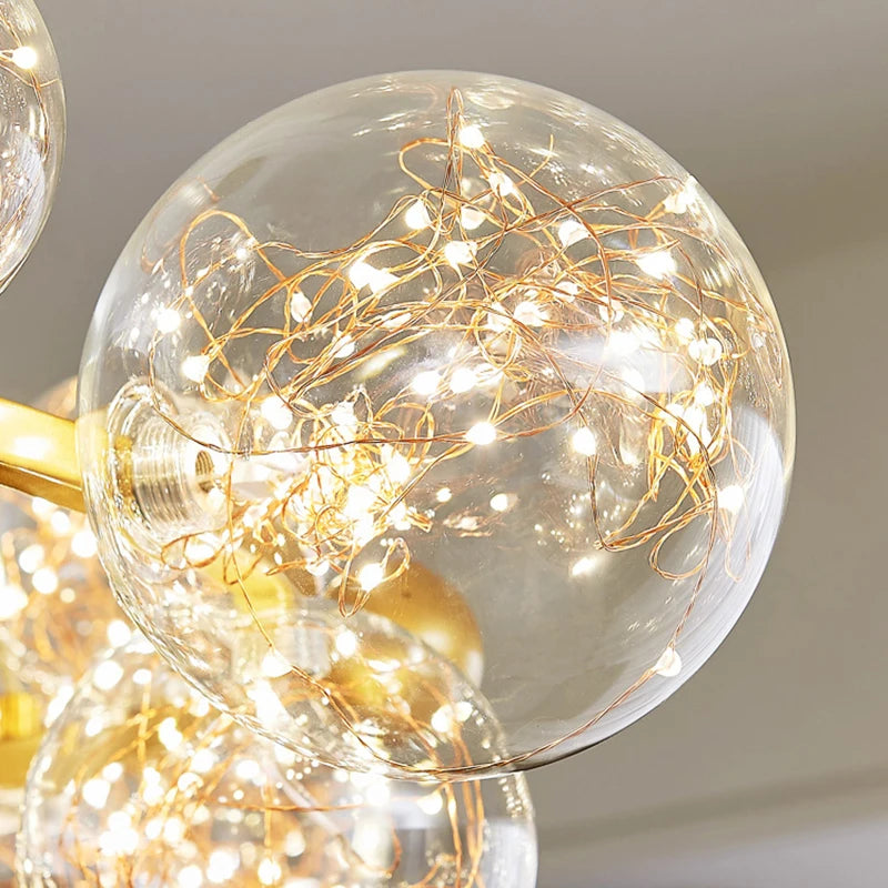 lustre moderne de luxe avec anneaux led et boule de verre - vue 6 sur 10