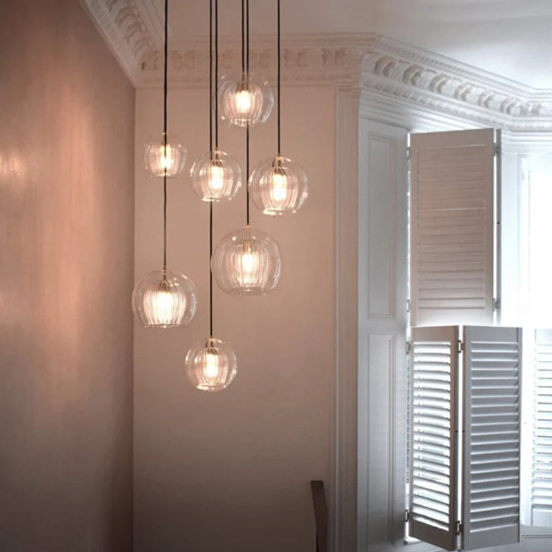 suspension ronde en verre style industriel lumineux et élégant
