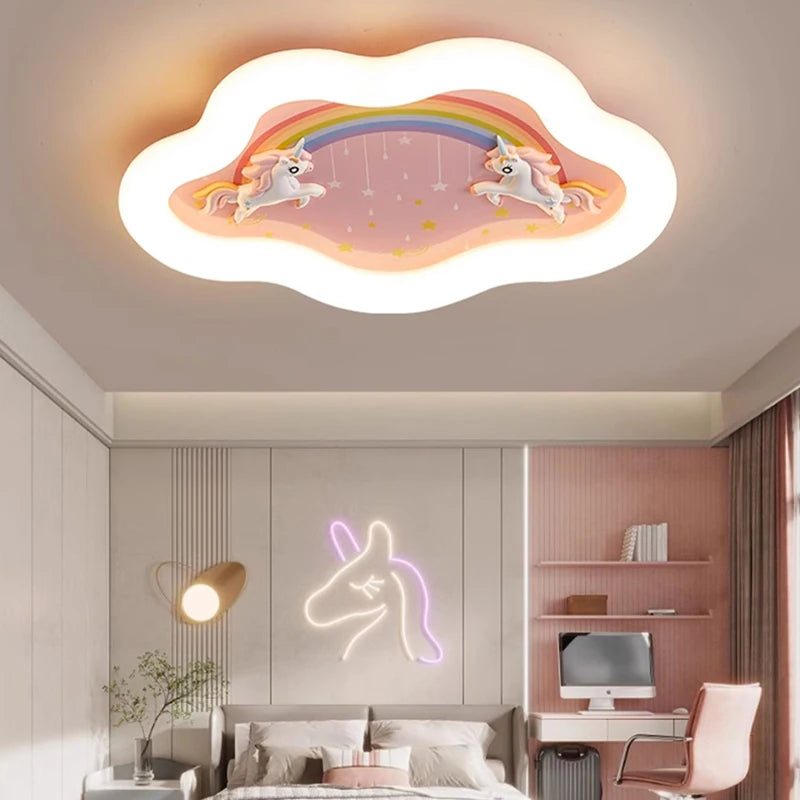 lustre nuage arc-en-ciel avec cheval pour chambre d'enfant - vue 3 sur 10
