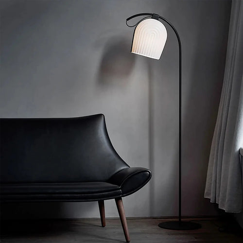 Minimalist floor lamp for modern interior decor - vue 3 sur 9