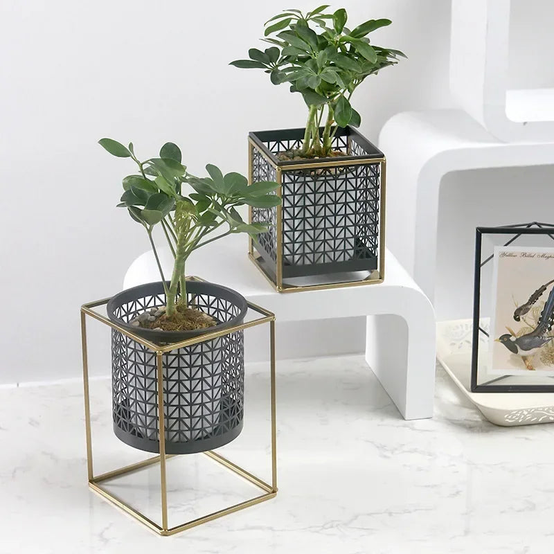 pot de fleurs doré léger et nordique créatif et tendance - vue 4 sur 9