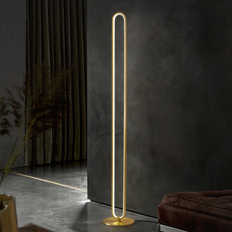 Minimalist copper LED floor lamp with 3 changeable Nordic decorations - vue 3 sur 7