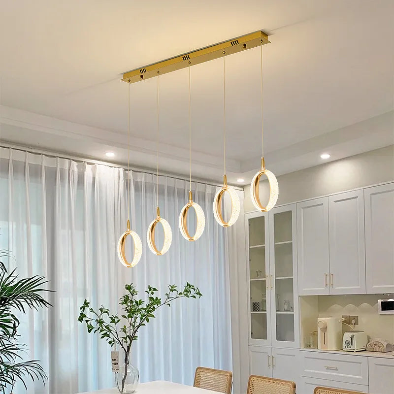 lustre moderne long grande rotation pour villa duplex - vue 5 sur 15