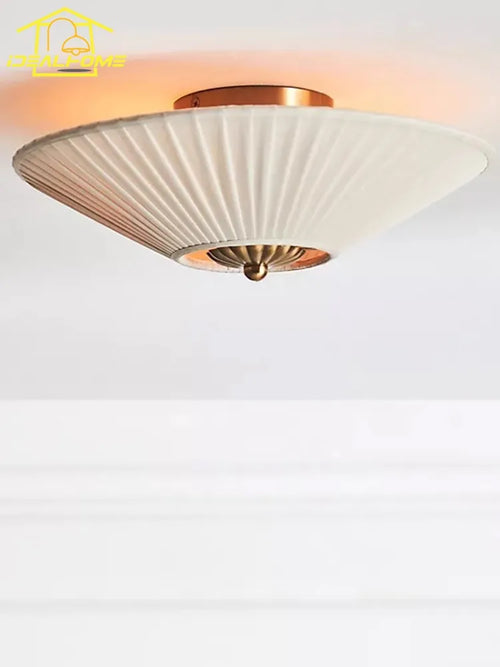 plafonnier vintage américain en tissu plissé design décoratif