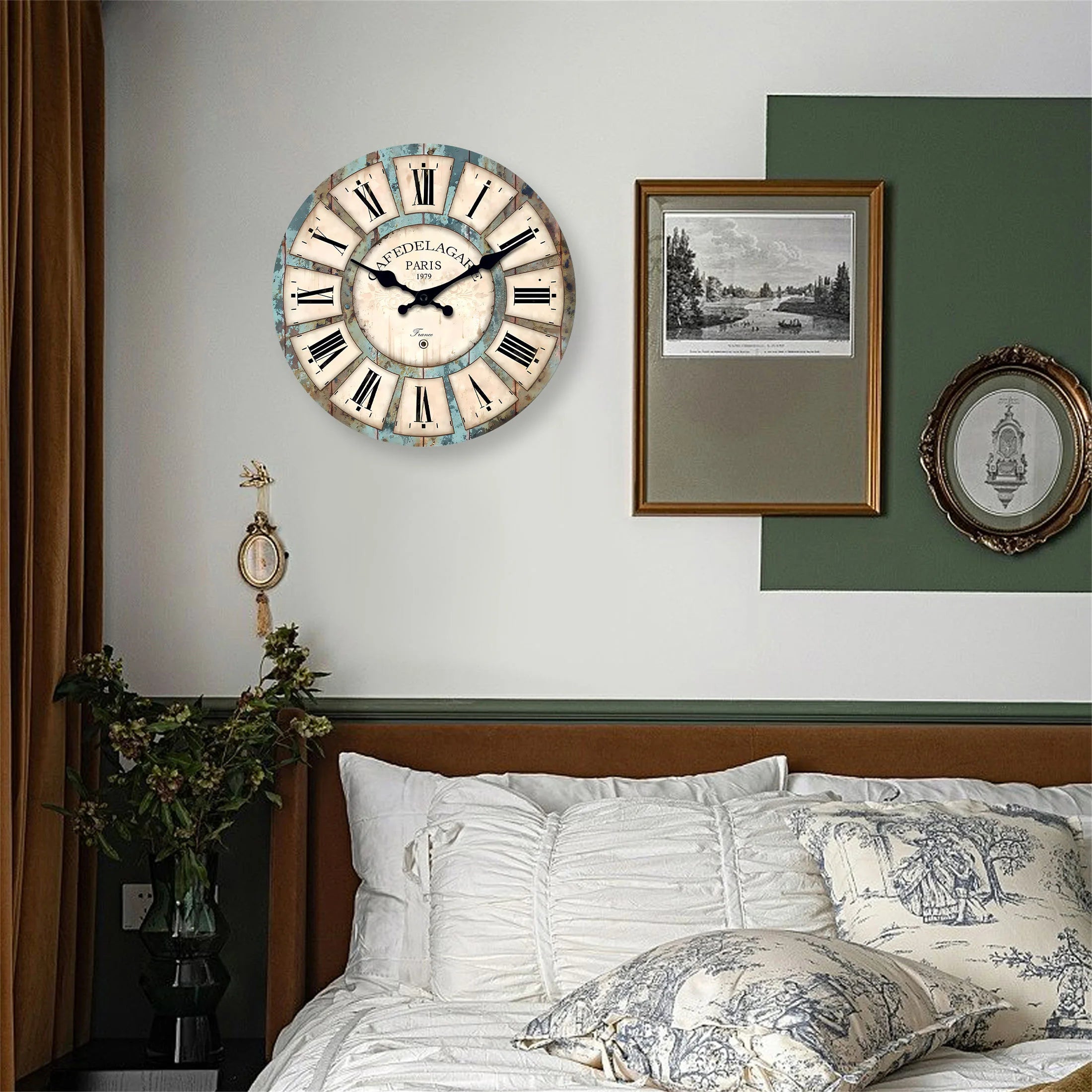 A Country Retro Style Wooden Round Wall Clock, Wooden Texture Design Wall Clock, Silent and Non-Drip, Battery Powered Decorative Clock for Home Kitchen, Living Room, Office, Bathroom, Bedroom 11.2inch Inches 15.6inch Inches ( - vue 2 sur 7