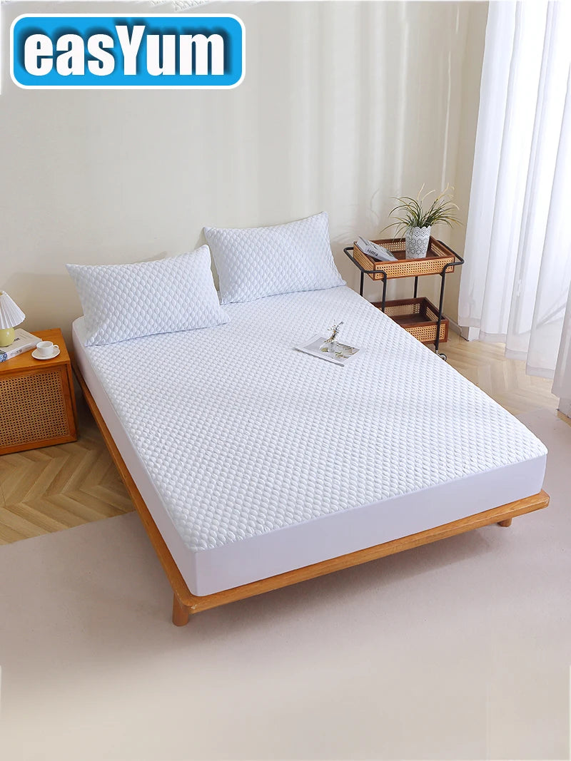 EU Size 35% Bamboo Fiber 65% Polyester , cooling feeling , 30cm Protective Height, Mattress Pad Protector