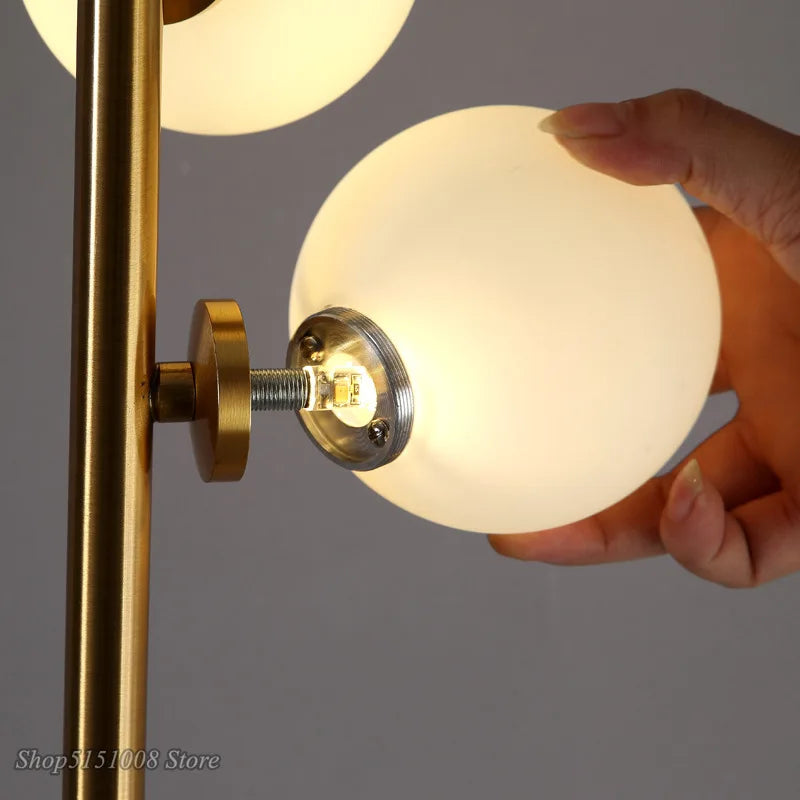 Lampadaire nordique Simple avec boule de verre
