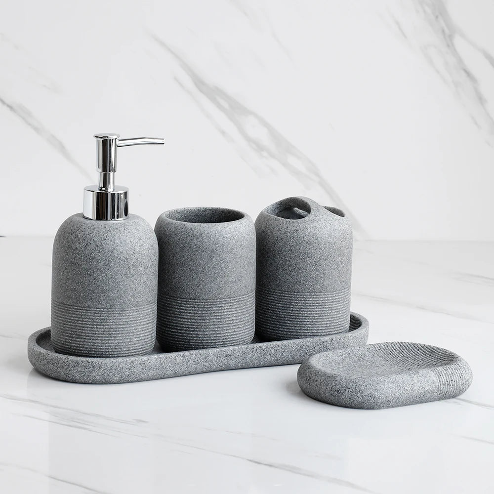 ensemble daccessoires de salle de bain cinq pièces moderne et élégant - vue 8 sur 8