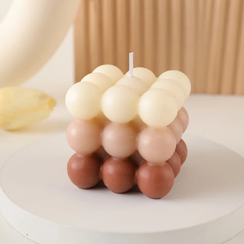 bougie parfumée big cube pour décoration moderne et aromathérapie - vue 39 sur 39
