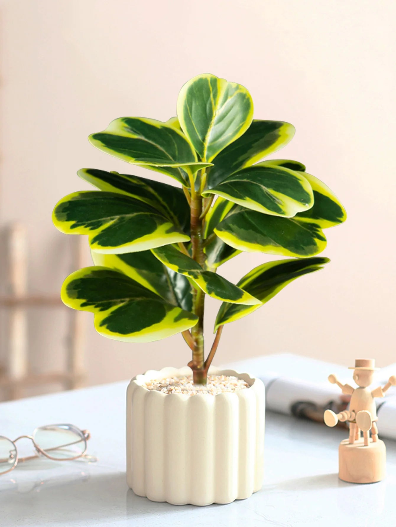 petites plantes artificielles feuilles de cœur décoration intérieure et extérieure - vue 4 sur 9