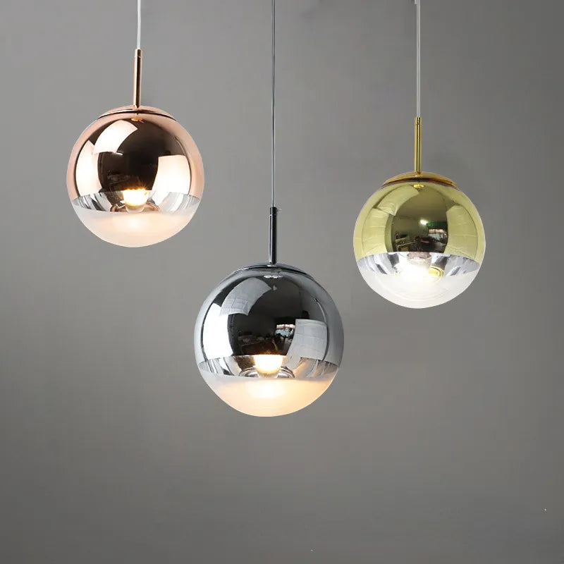 Suspension boule chromée en verre moderne décor - vue 3 sur 9