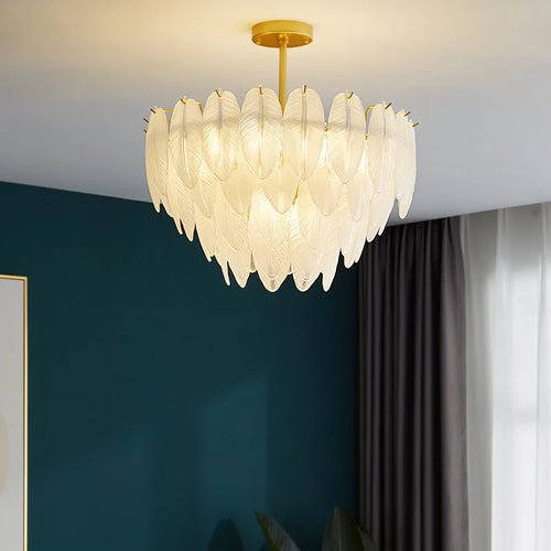 Creative glass feather pendant light for modern minimalist decor - vue 5 sur 9