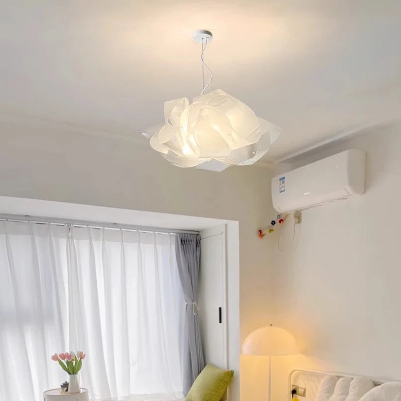 lustre en forme de fleur pour chambre d'enfant romantique - vue 5 sur 8
