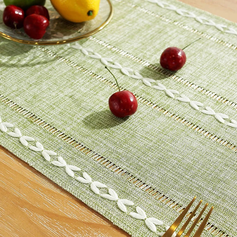 Chemin de table boheme rustique tresse a franges - vue 4 sur 7