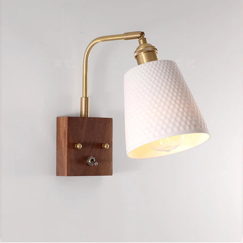 Minimalist Japanese wall light in wood and vintage glass - vue 5 sur 12
