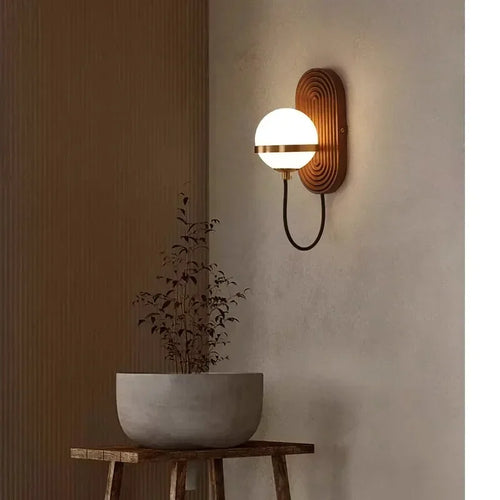 Walnut Wood Circular Sphere, Modern style Wabi-sabi minimalist Wall Sconce light for Bedroom, Bedside, Living, Dining Room - vue 6 sur 8