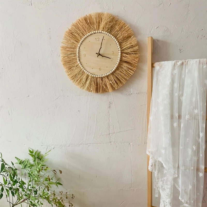 horloge murale artisanale style nordique en paille tissée avec aiguilles mobiles - vue 4 sur 7