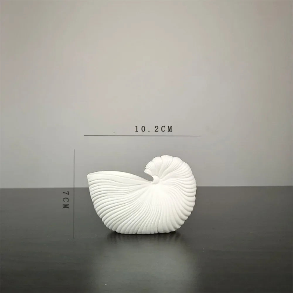vase en céramique coquillage pour décoration florale artisanale - vue 6 sur 6