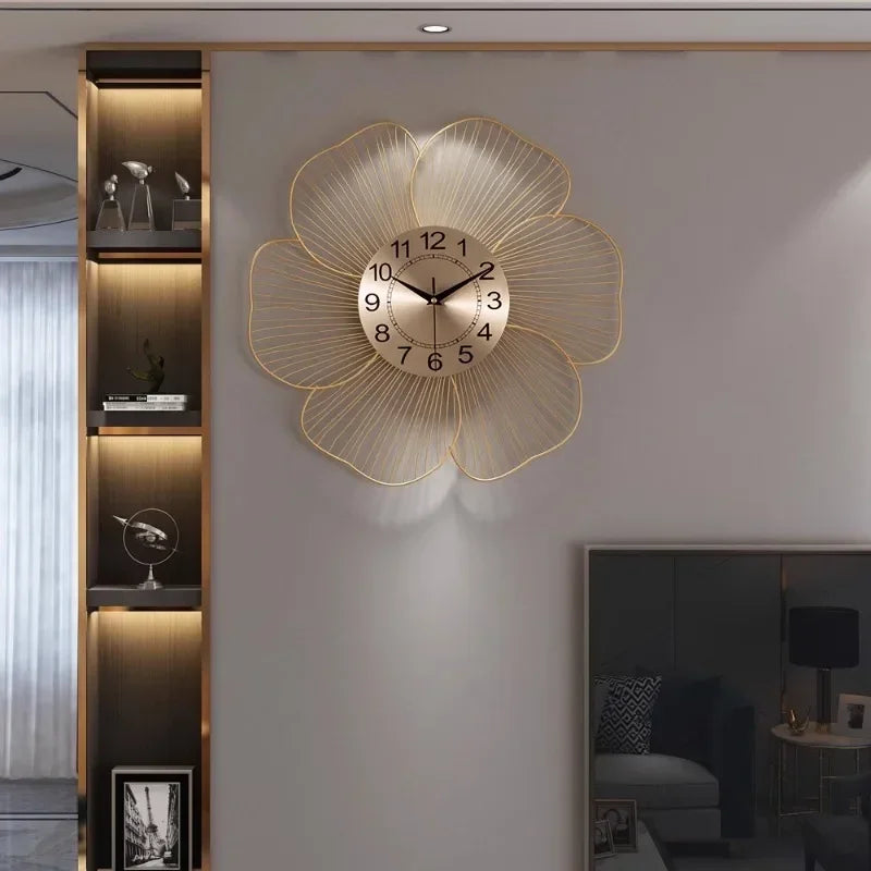 horloge murale design en métal pour intérieur moderne et épuré - vue 5 sur 8