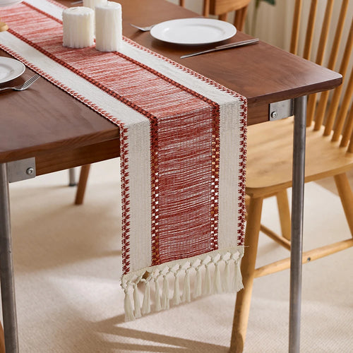 Chemin de table boheme rayures rouge beige pompons - vue 3 sur 7