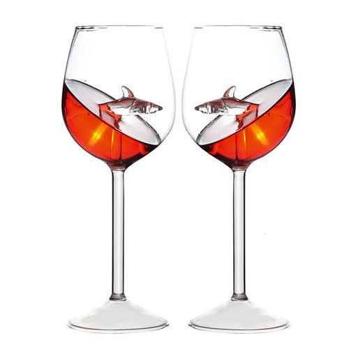 Verre à vin design talon haut requin original
