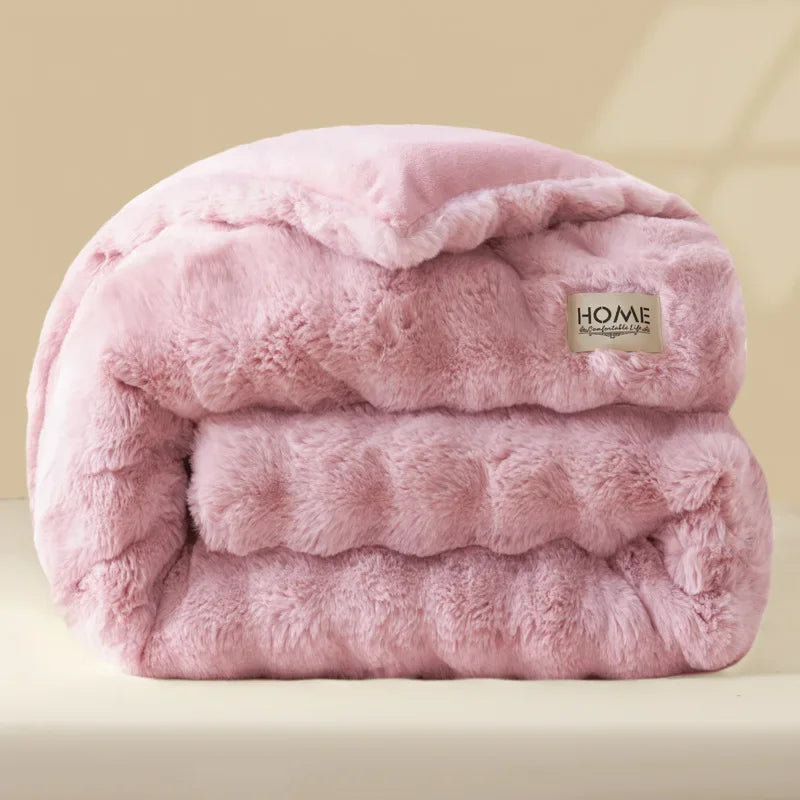 Class A maternal and infant grade warm rabbit plush quilt, thickened milk plush in winter, can sleep naked quilt core - vue 6 sur 6