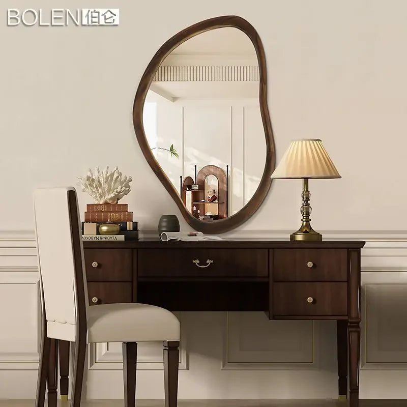 American solid wood bathroom mirror with irregular and retro decoration, Nordic household dressing mirror - vue 3 sur 6