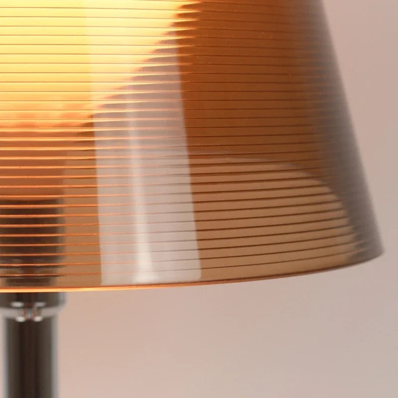 lampe de table design italien moderne en acrylique pour décor nordc maison - vue 7 sur 9