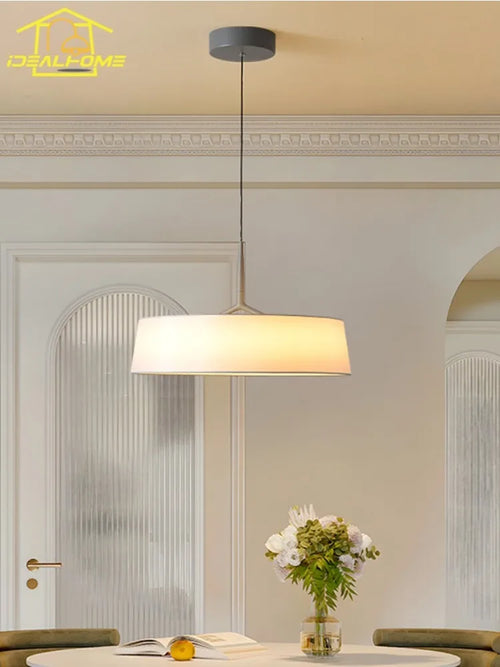 Modern Italian pendant light minimalist design for contemporary spaces - vue 2 sur 7