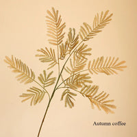 plante artificielle mimosa pour décoration rustique et accessoires photo